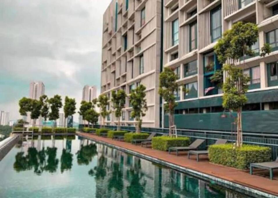 Luxury Stay-Tamarind Suite Cyber Cyberjaya Luaran gambar